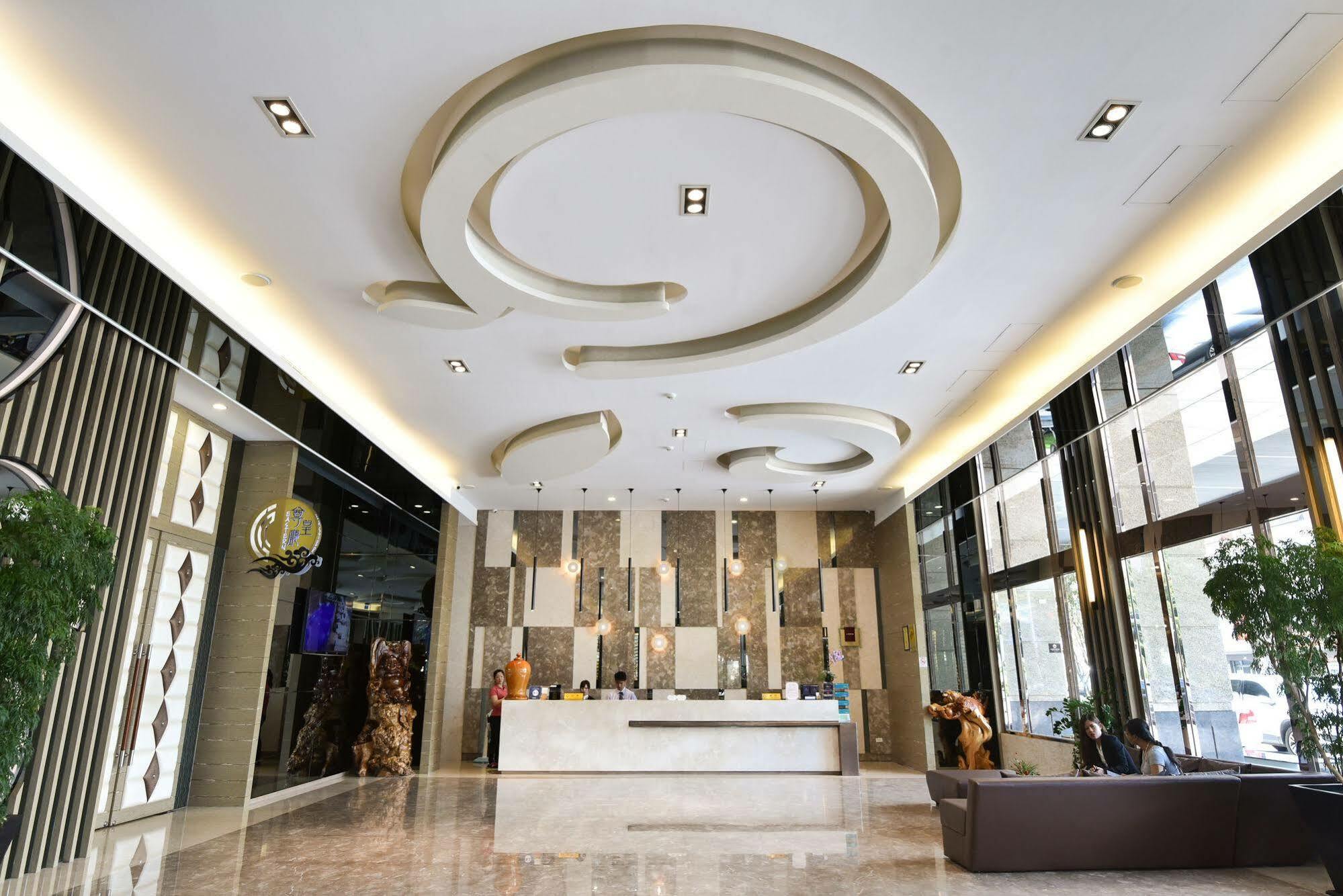 Tsun Huang Hotel Chiayi Eksteriør bilde