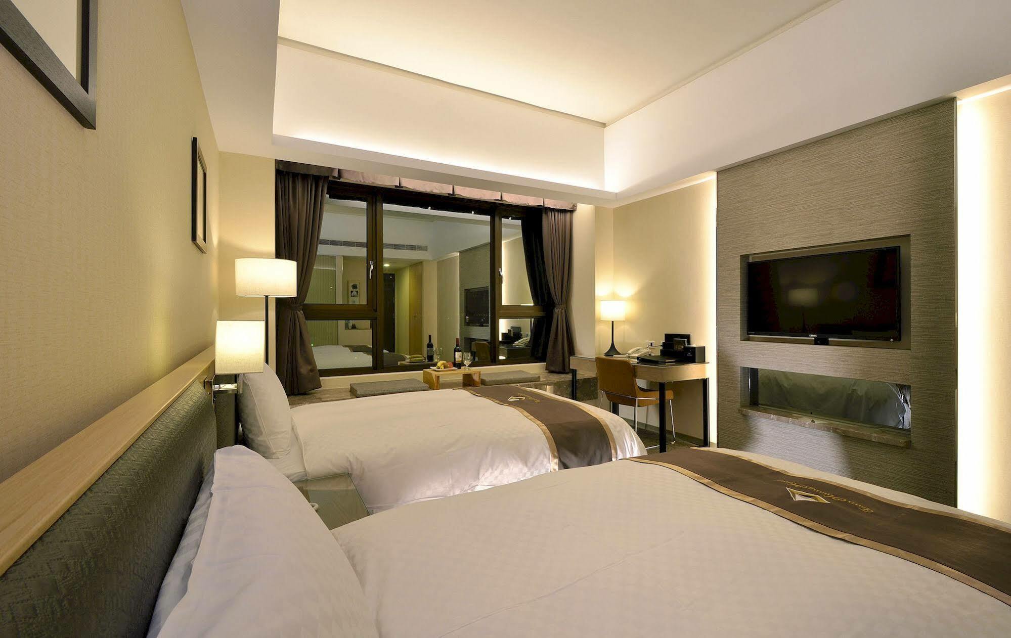 Tsun Huang Hotel Chiayi Eksteriør bilde